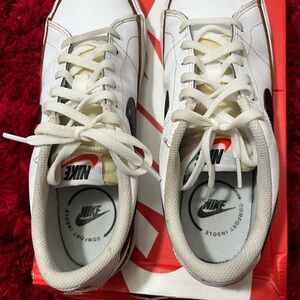 Nike court legacy (GS)